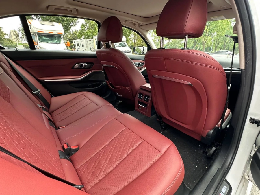BMW 3